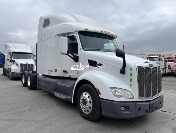 2020 PETERBILT 579 Sleeper Trucks