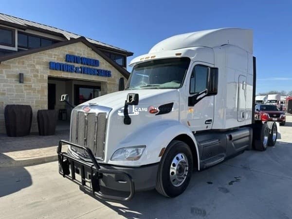 2019 PETERBILT  579 Sleeper Trucks