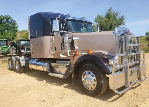 2005 KENWORTH W900 Sleeper Trucks