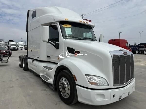 2019 PETERBILT  579 Sleeper Trucks