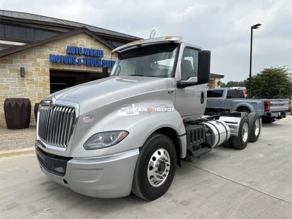 2019 INTERNATIONAL LT Day Cab Trucks