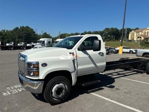 2024 INTERNATIONAL CV Cab & Chassis Trucks