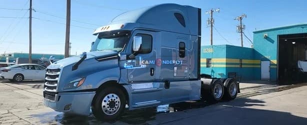 2018 FREIGHTLINER CASCADIA 125 EVOLUTION Sleeper Trucks