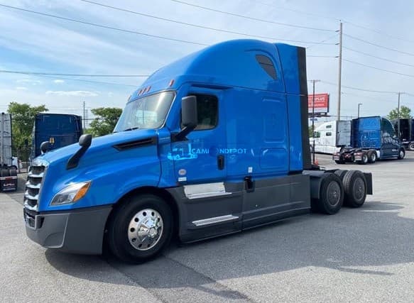 2021 FREIGHTLINER CASCADIA 126 Sleeper Trucks