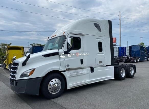 2019 FREIGHTLINER CASCADIA 126 Sleeper Trucks