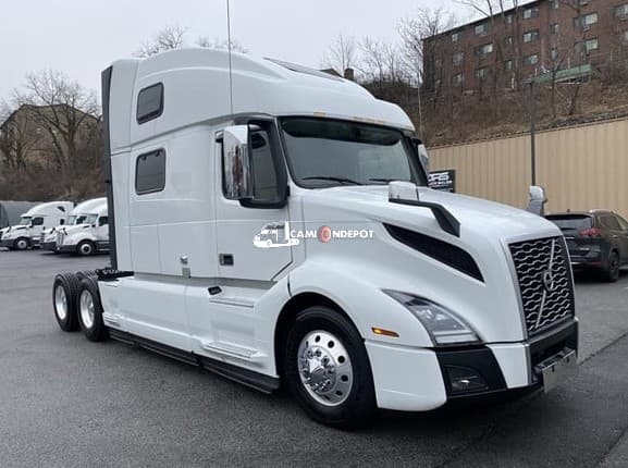2023 VOLVO VNL64T860 Sleeper Trucks