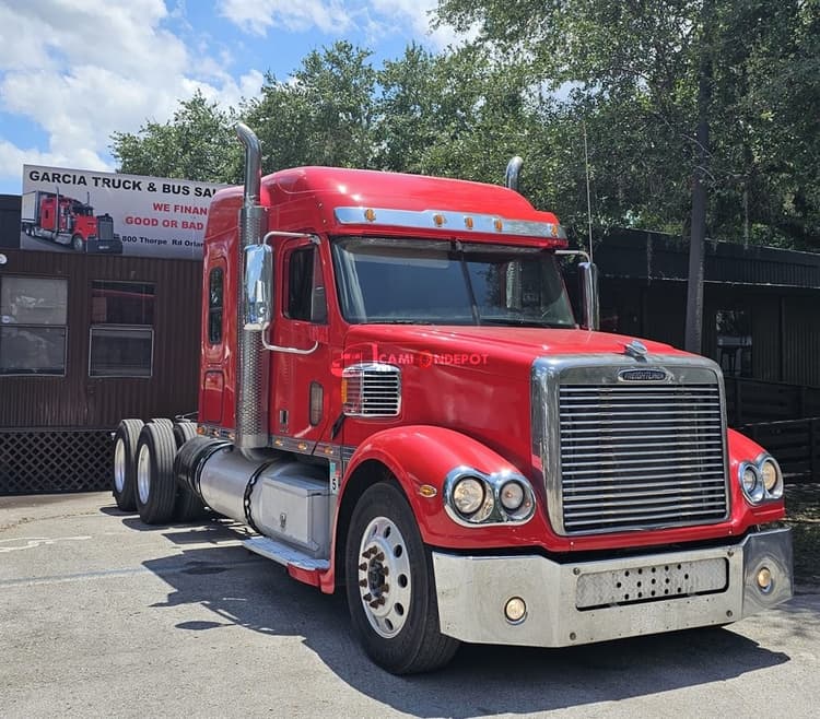 2011 FREIGHTLINER Coronado Sleeper Trucks