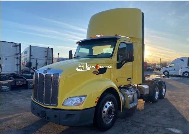 2021 PETERBILT 579 Day Cab Trucks