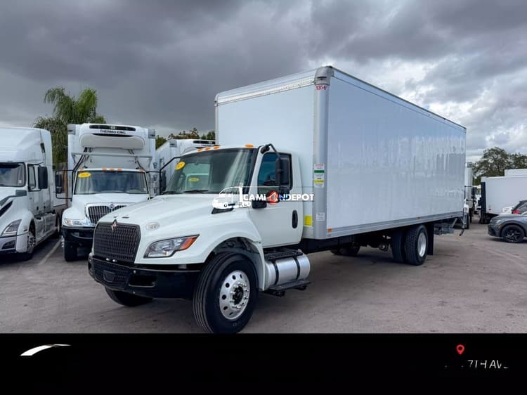 2025 INTERNATIONAL MV Box Trucks