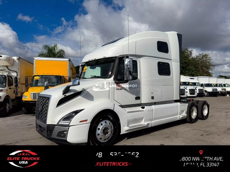2019 VOLVO VNL 860 Sleeper Trucks