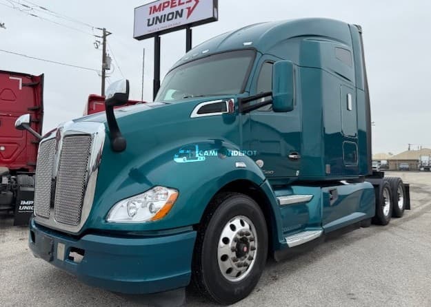2020 KENWORTH T680 Sleeper Trucks