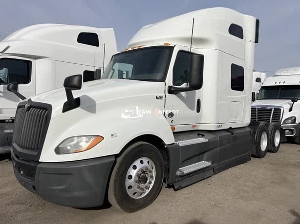 2020 INTERNATIONAL LT Sleeper Trucks