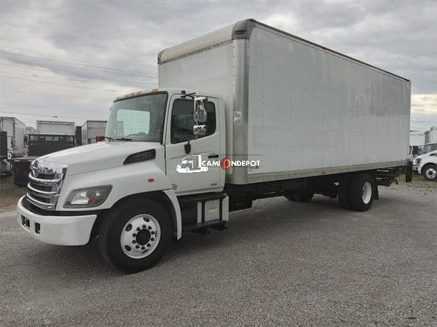 2016 HINO 268A Box Trucks