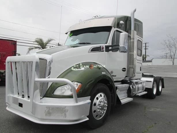 2020 KENWORTH T680 Sleeper Trucks