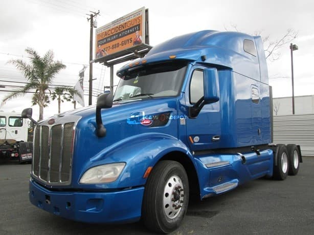 2020 PETERBILT 579 Sleeper Trucks