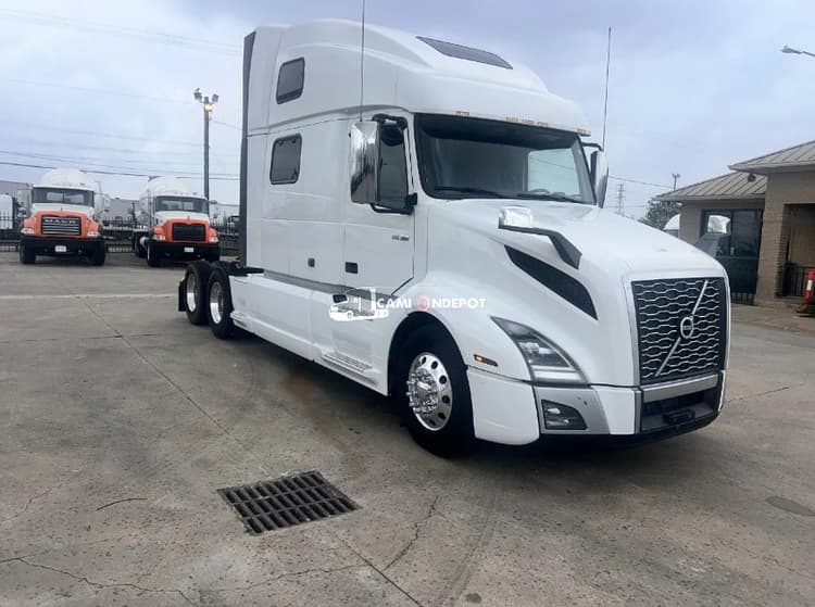 2020 VOLVO 860 Sleeper Trucks