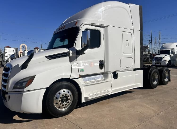 2020 FREIGHTLINER CASCADIA Sleeper Trucks