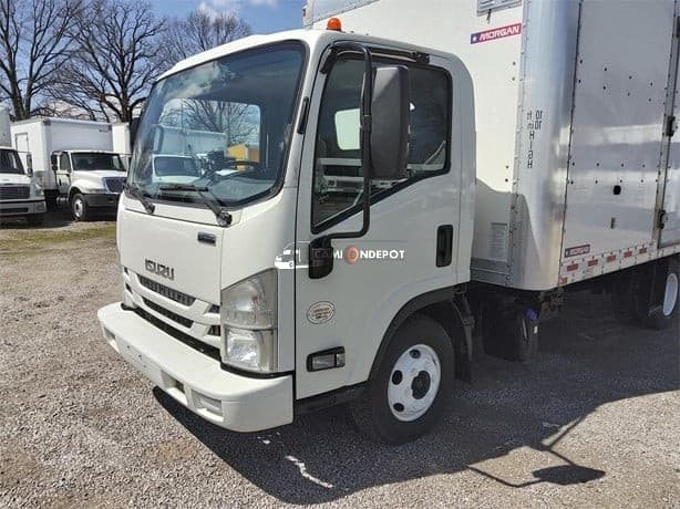 2017 ISUZU NPR HD Box Trucks