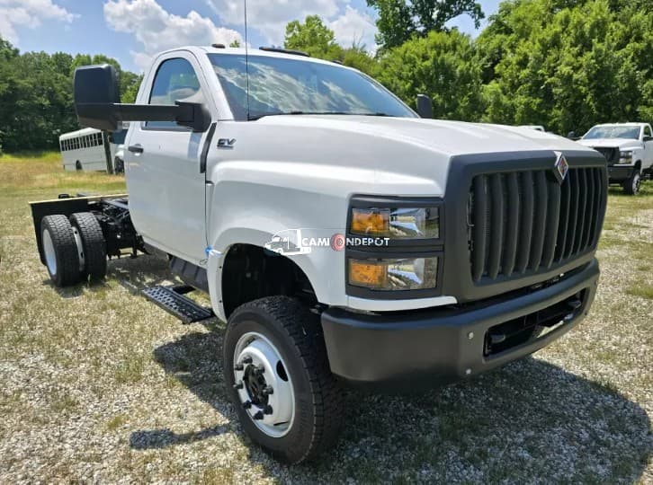 2024 INTERNATIONAL CV Cab & Chassis Trucks