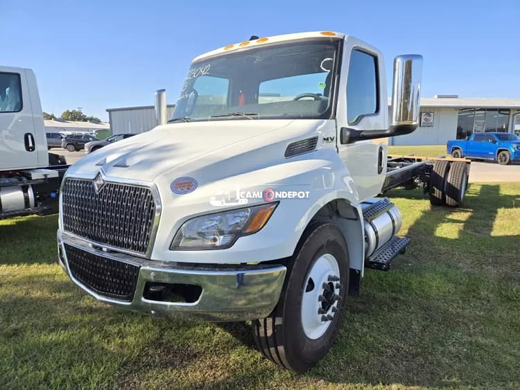 2025 INTERNATIONAL MV Cab & Chassis Trucks