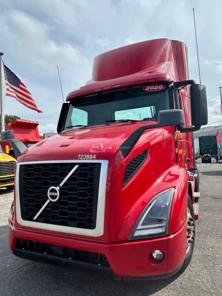 2020 VOLVO DAY CAB Day Cab Trucks