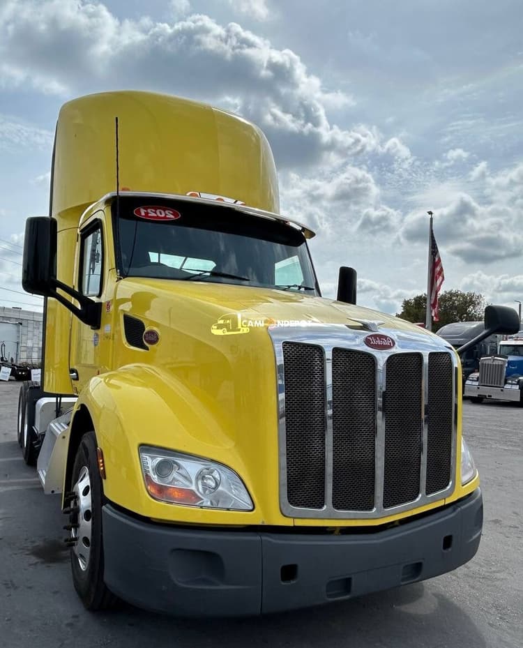 2021 PETERBILT 579 Day Cab Trucks