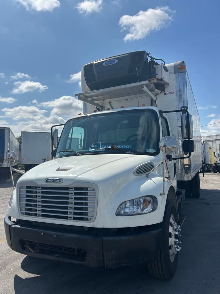 2016 FREIGHTLINER  BOX TRUCK Reefer Box Truck
