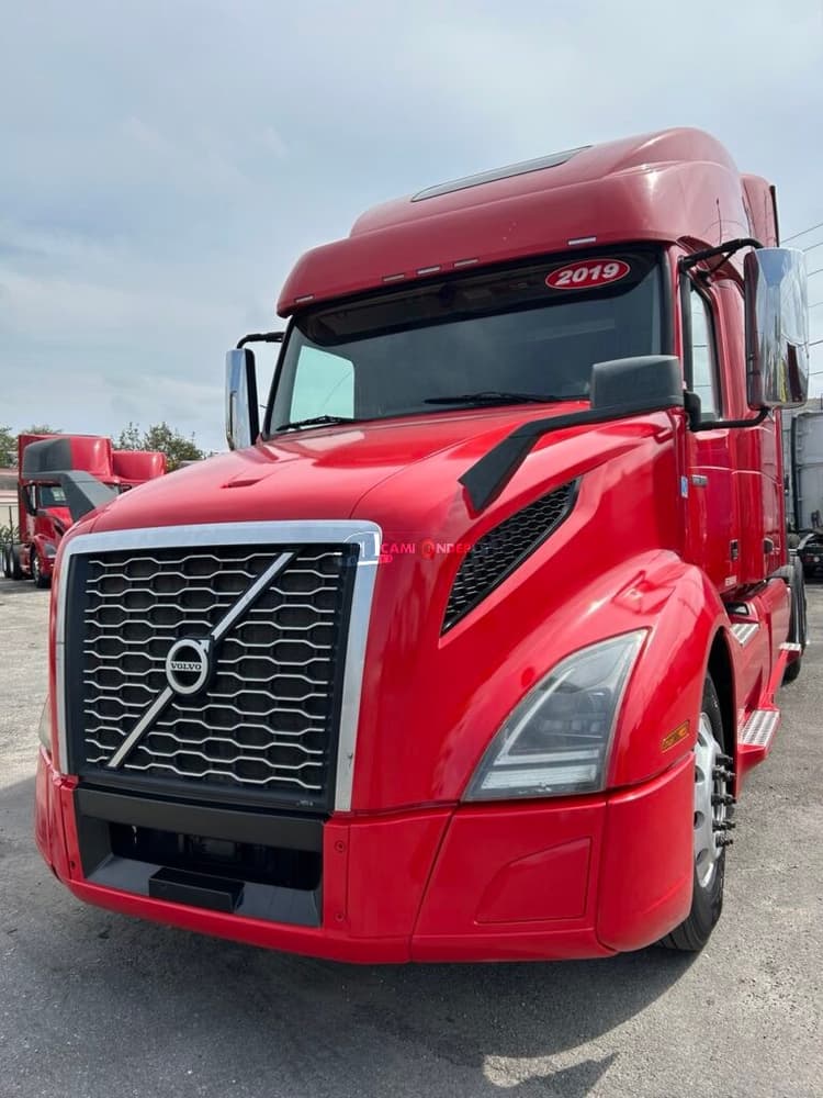 2019 VOLVO 860 Sleeper Trucks