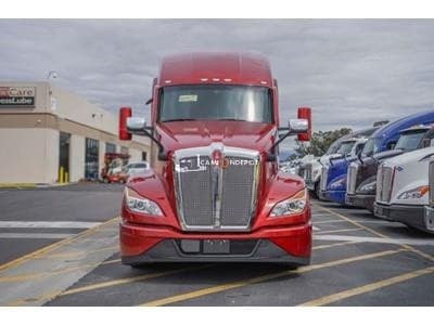 2026 KENWORTH T680 Sleeper Trucks