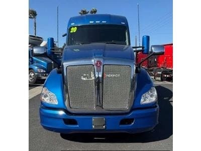 2020 KENWORTH T680 Sleeper Trucks