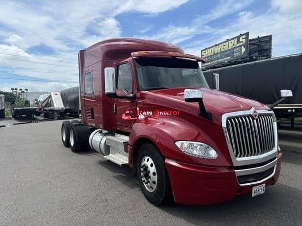 2018 INTERNATIONAL LT Sleeper Trucks