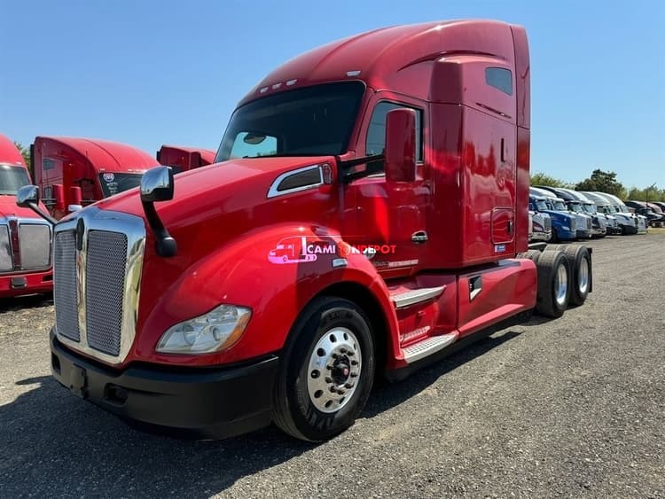 2018 KENWORTH T680 Sleeper Trucks