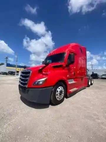 2022 FREIGHTLINER CASCADIA 126 Sleeper Trucks