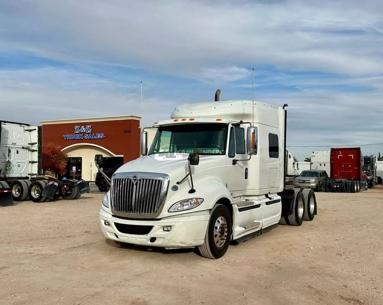 2015 INTERNATIONAL PROSTAR Sleeper Trucks