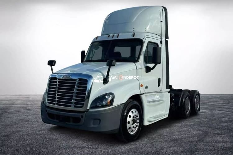 2018 FREIGHTLINER  CASCADIA 125 Day Cab Trucks
