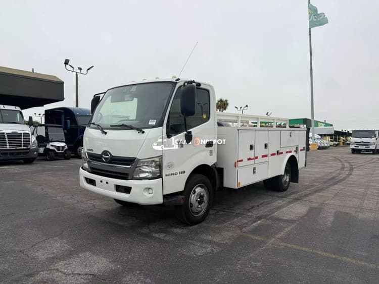 2015 HINO 195  Service Trucks Utility Trucks Mechanic Trucks