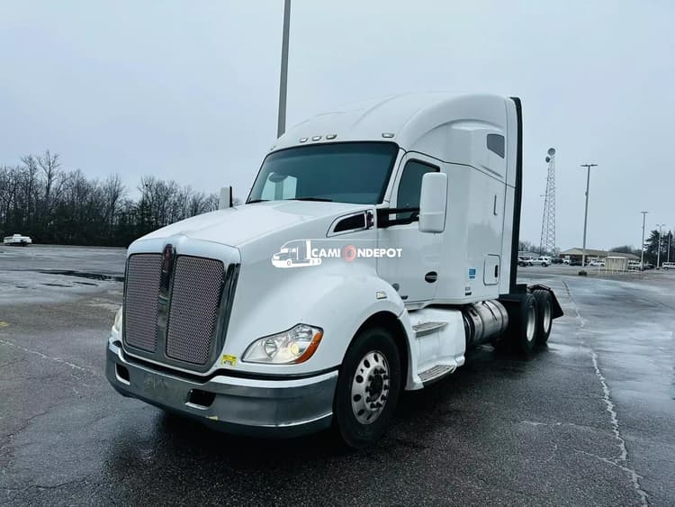 2018 KENWORTH T680 T680 Aerodynamic Sleeper Trucks