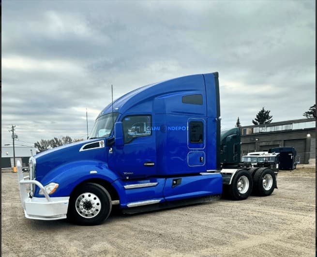 2020 KENWORTH T600 T680 Aerodynamic Sleeper Trucks