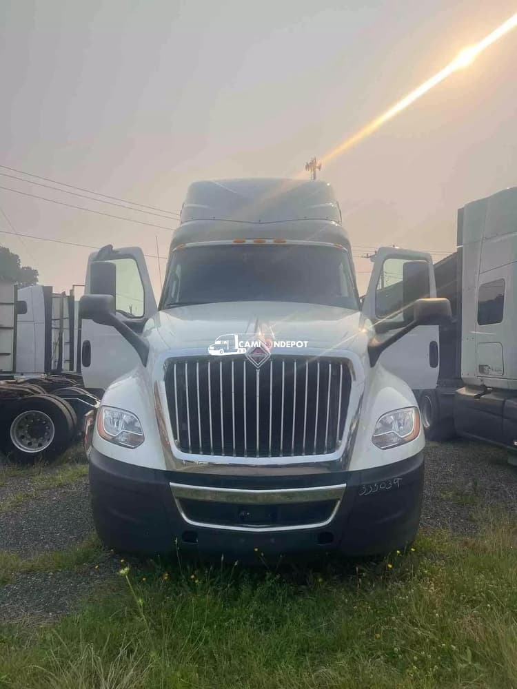 2019 INTERNATIONAL LT LT625 Sleeper Trucks