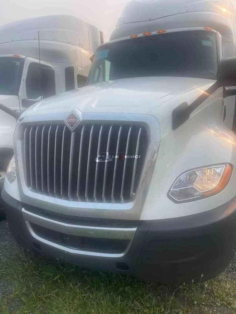 2018 INTERNATIONAL  LT LT625 Sleeper Trucks