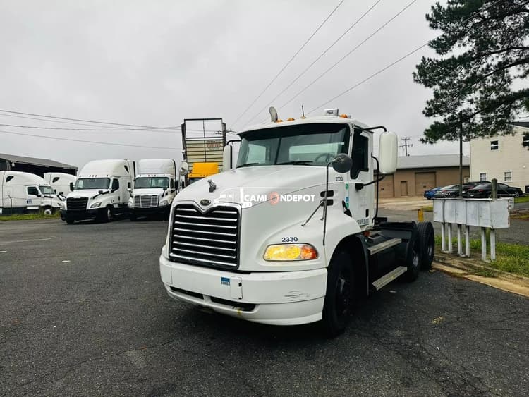 2007 MACK CXN Day Cab Trucks