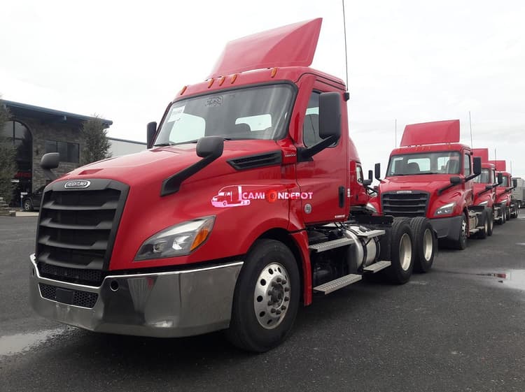 2021 FREIGHTLINER Cascadia Day Cab Trucks