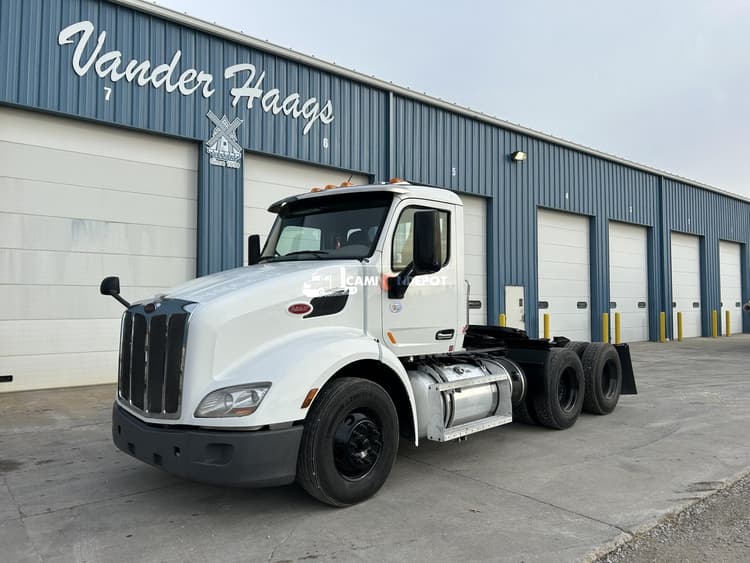 2019 PETERBILT 579 Day Cab Trucks