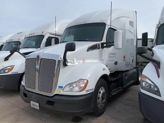 2020 KENWORTH T680  Sleeper Trucks