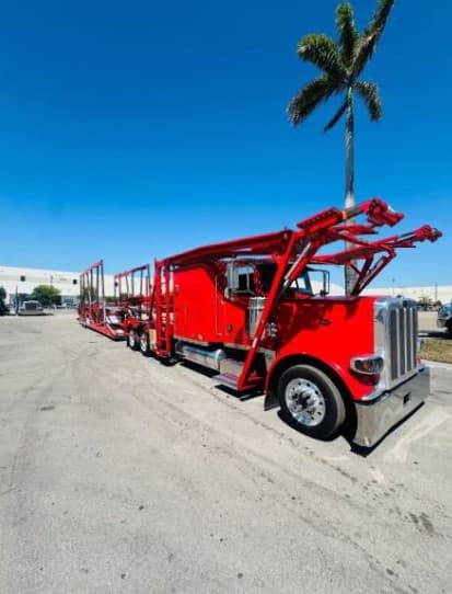 2014 PETERBILT 388 Car Hauler Trucks