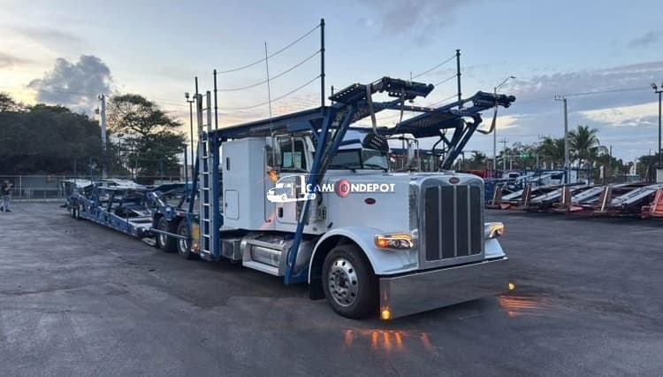 2017 PETERBILT 389 Car Hauler Trucks