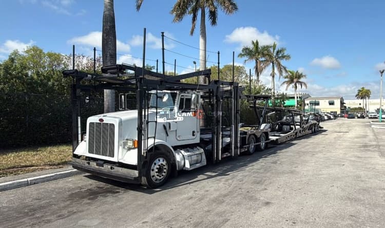 2017 PETERBILT 365 Car Hauler Trucks