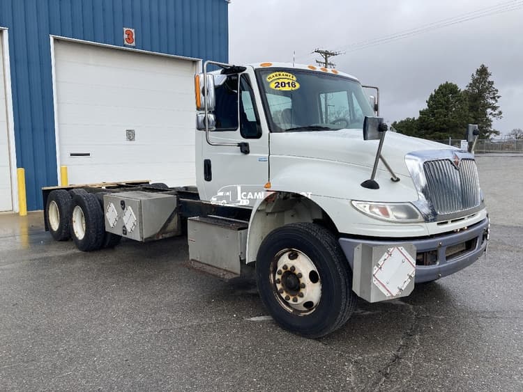 2016 INTERNATIONAL 4400 Cab & Chassis Trucks