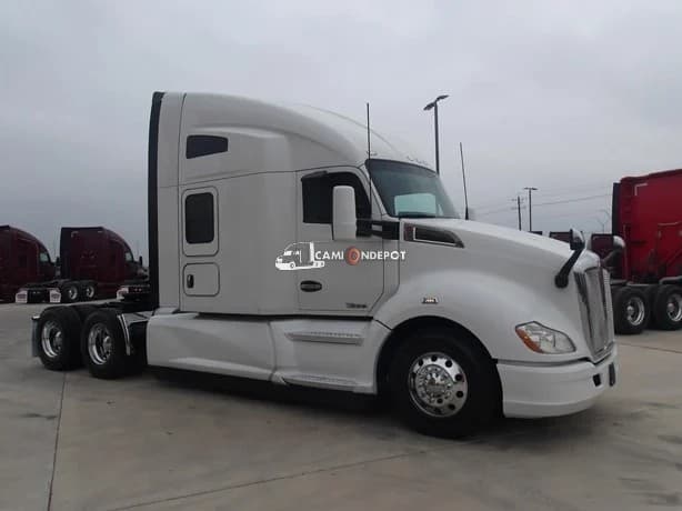 2020 KENWORTH T680 Sleeper Trucks