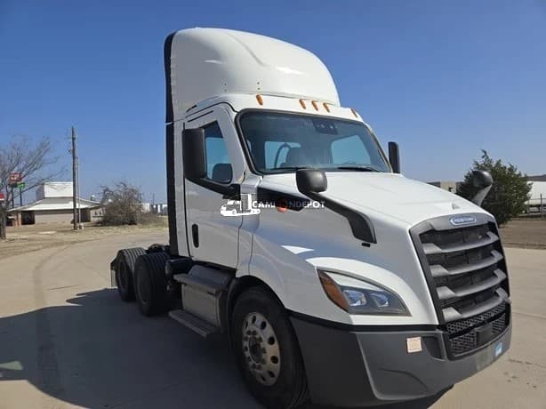 2020 FREIGHTLINER cascadia 116 Day Cab Trucks